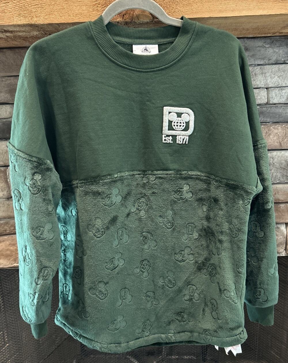 Disney World Spirit Jersey Sweatshirt Green Sherpa Velour Mickey Size XS *C1